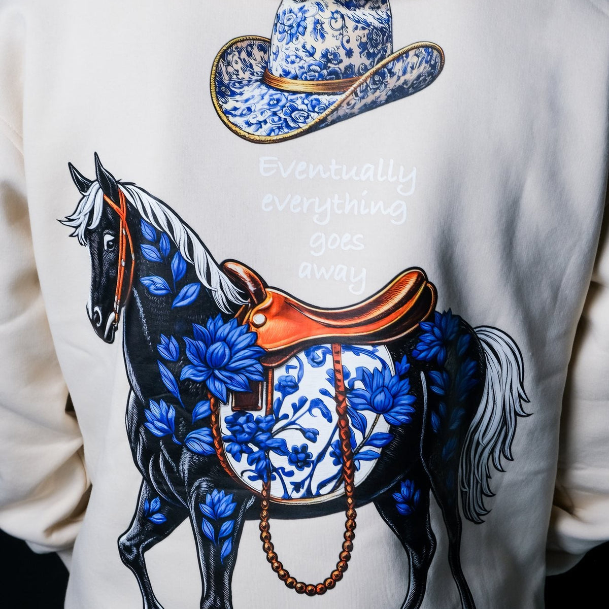 QADIM Safar back print detail | تفاصيل طبعة سفر