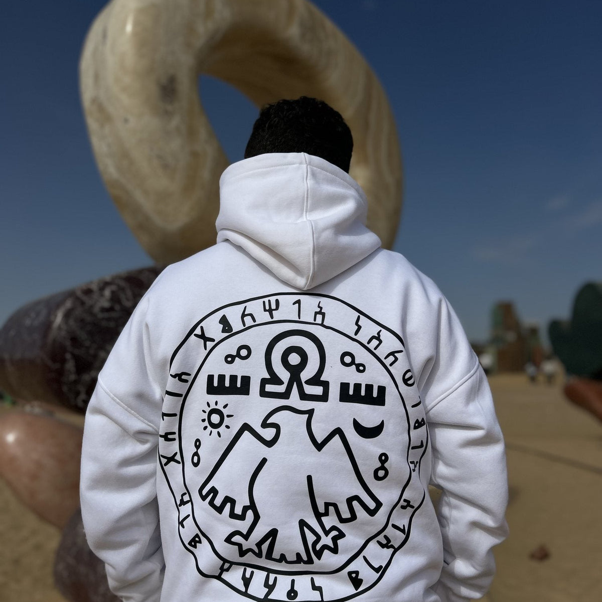 QADIM 7 Eagles relaxed hoodie in white, eagle seal back print, Giza | هودي ٧ نسور ريلاكس أبيض عند الأهرامات